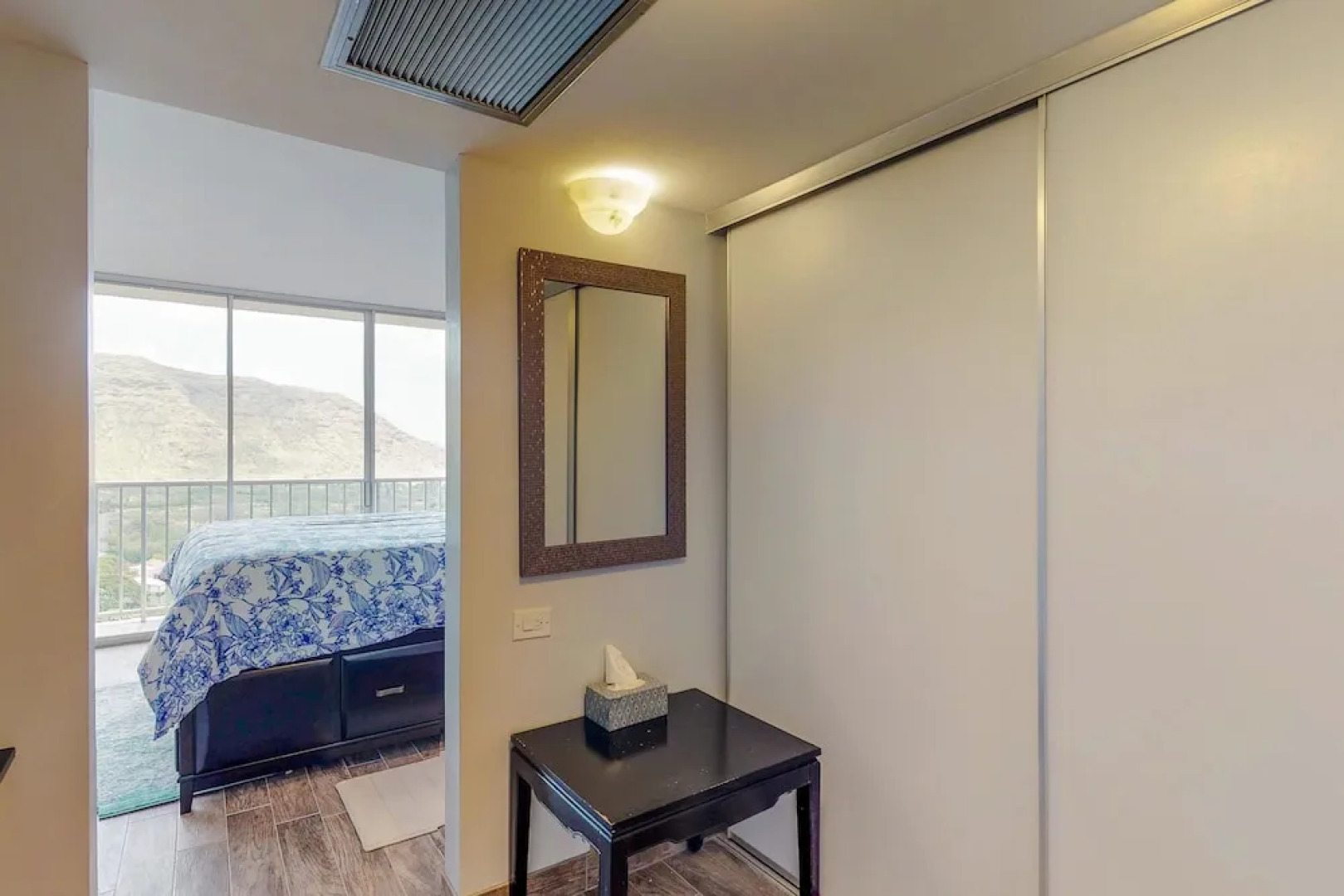 Makaha Valley Towers