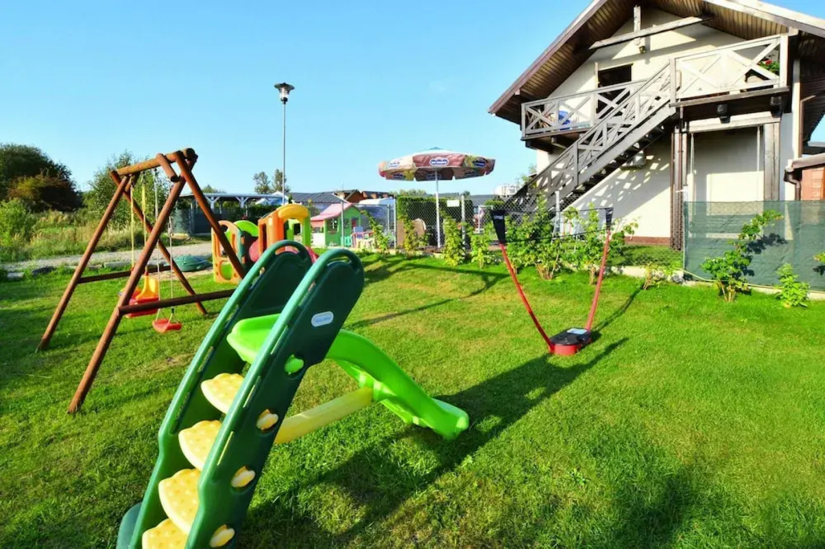 Apartment in Sianozety Near Sandy Beach