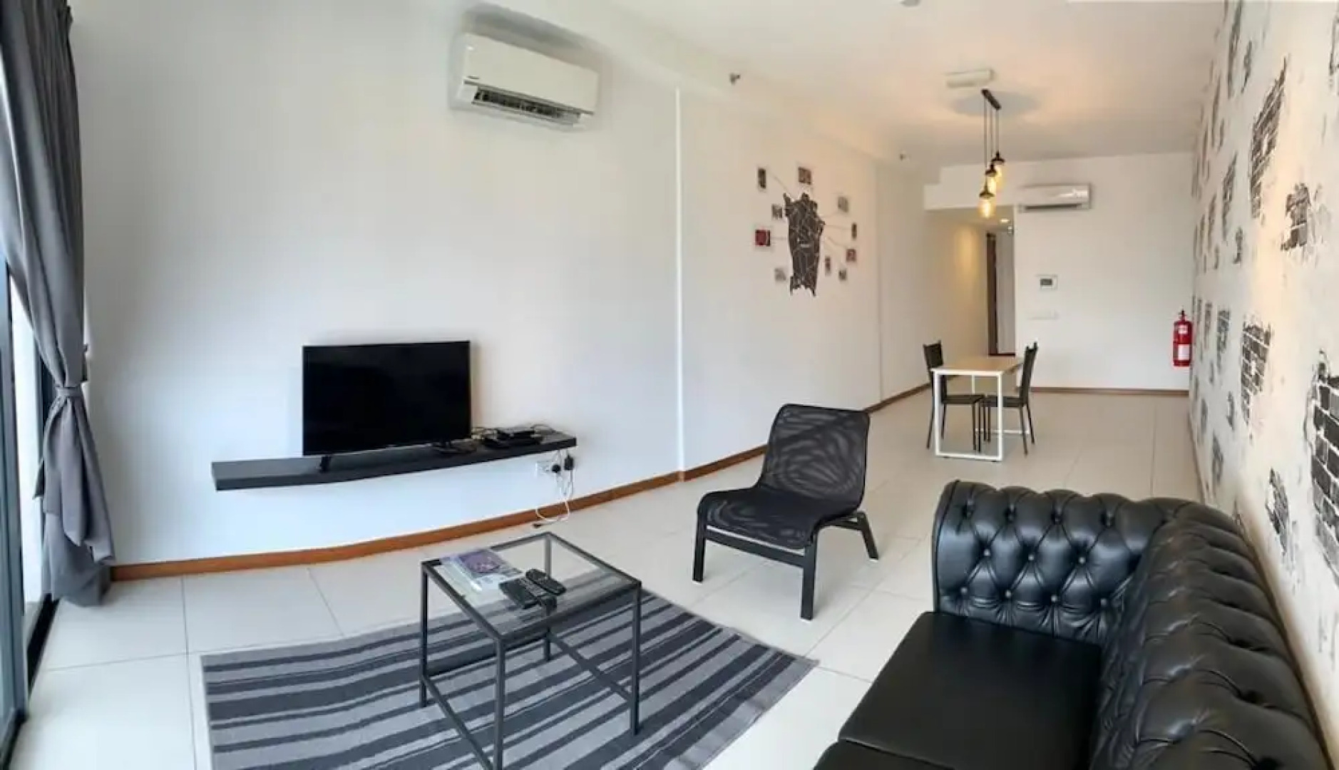 Romantic Mansion at The Landmark