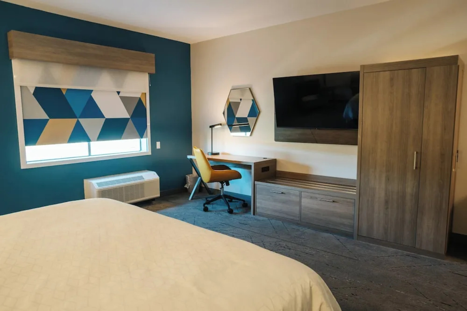 Holiday Inn Express & Suites McCalla - Birmingham West by IHG