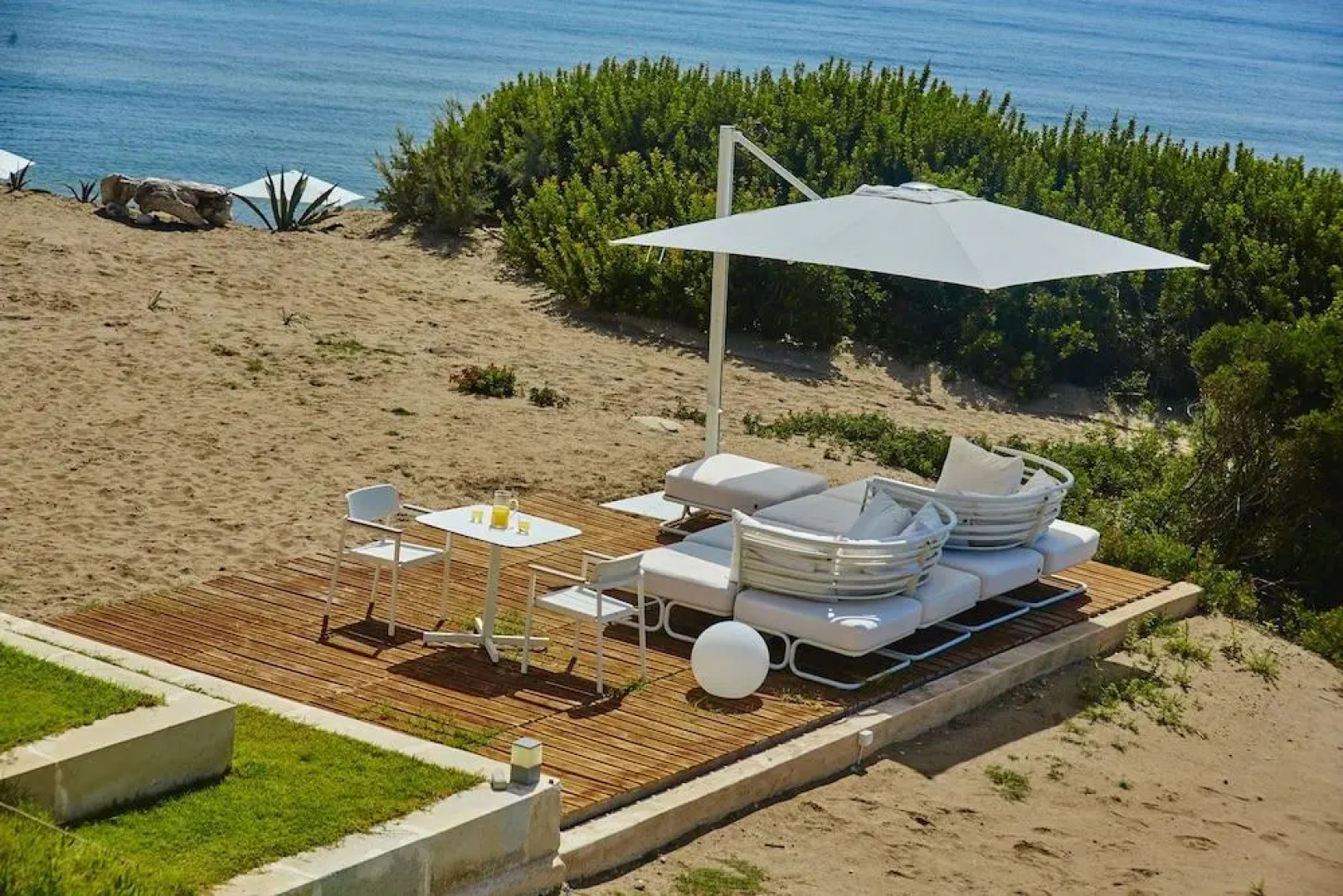 Acantha Boutique Hotel