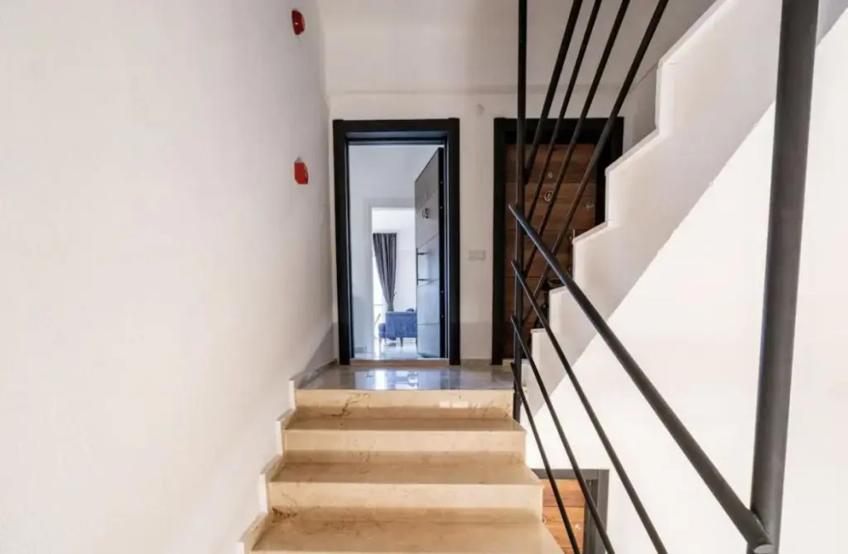 Kaş Eylül Suit Apart