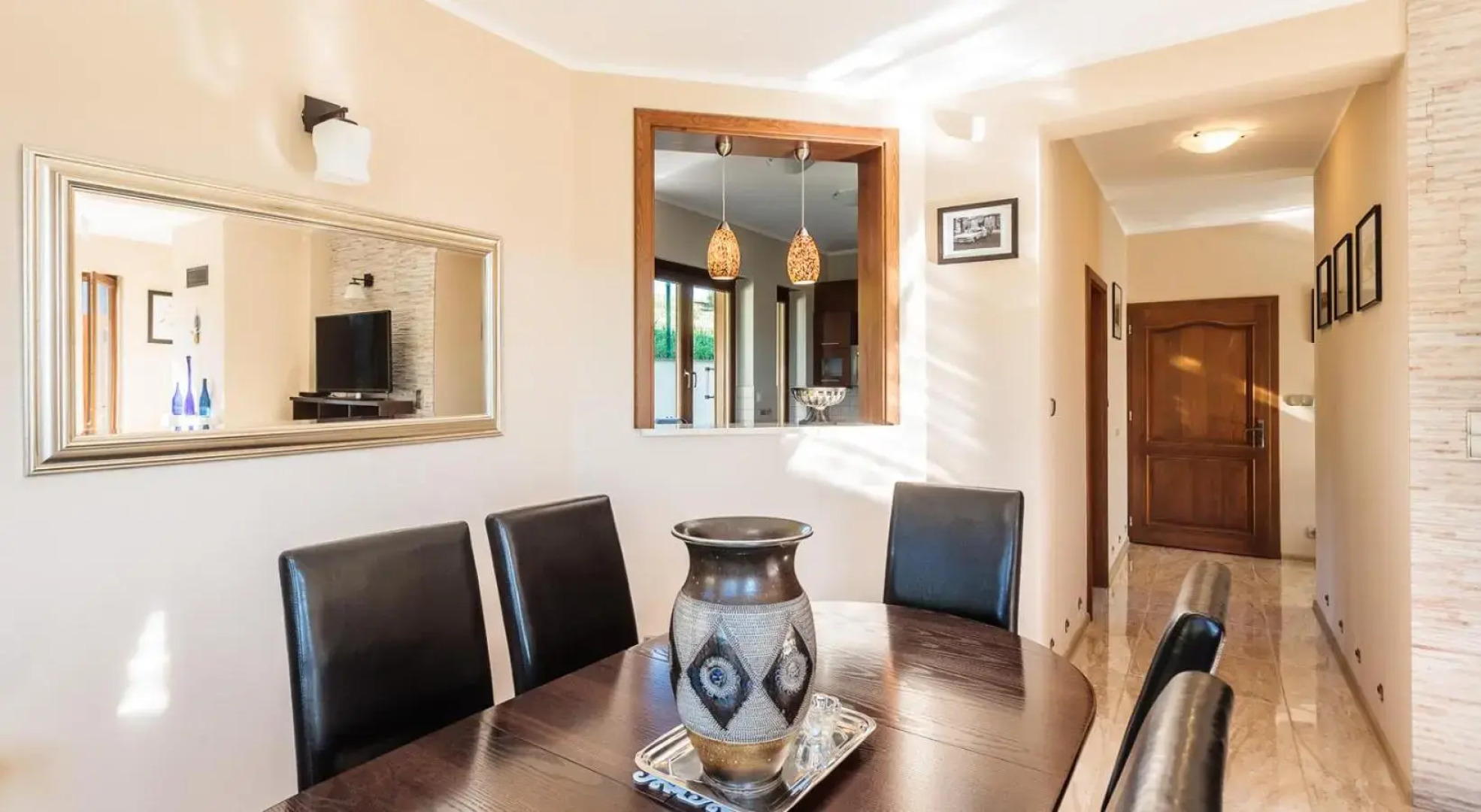 Hillside Cottage Eliza