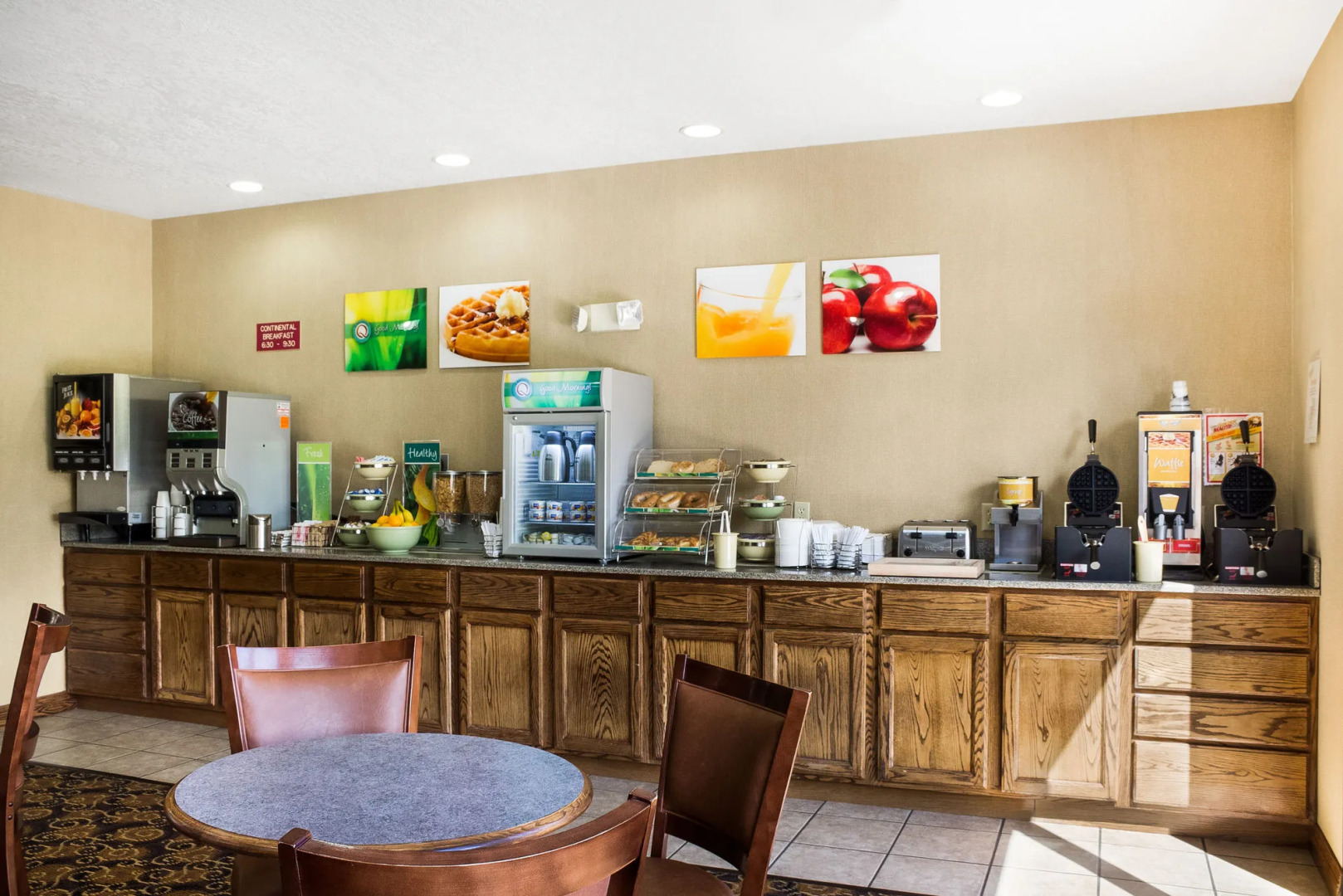 EverSpring Inn & Suites