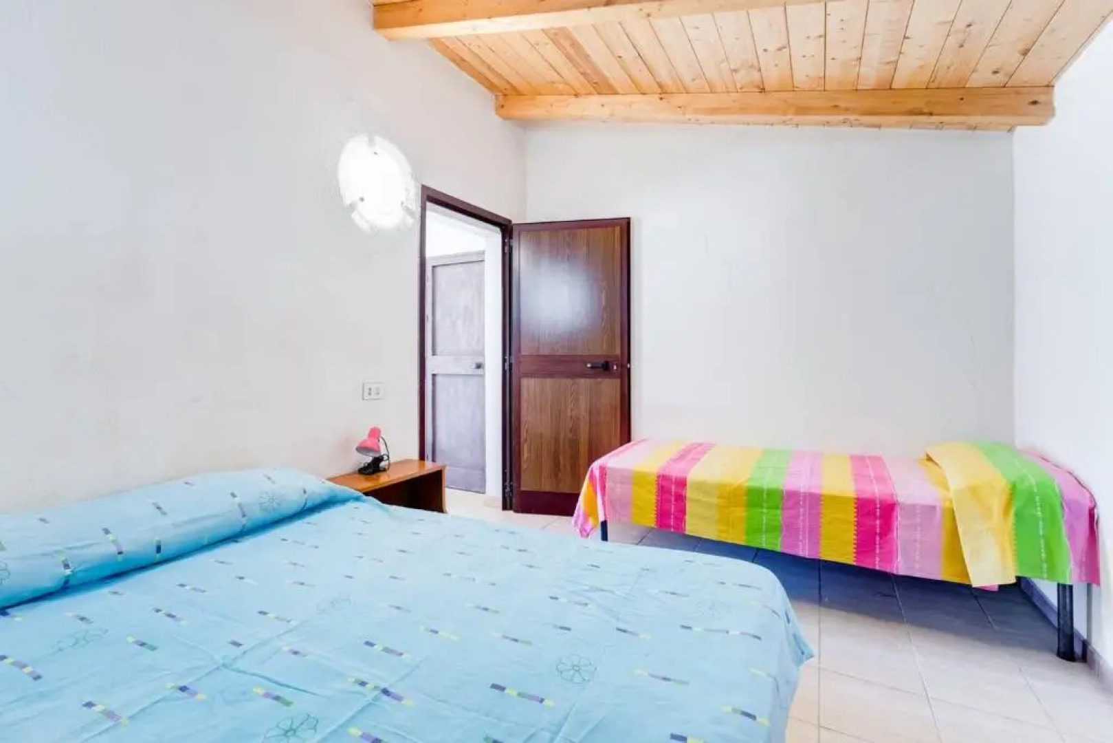 One bedroom appartement at Pisciotta 200 m away from the beach with furnished terrace