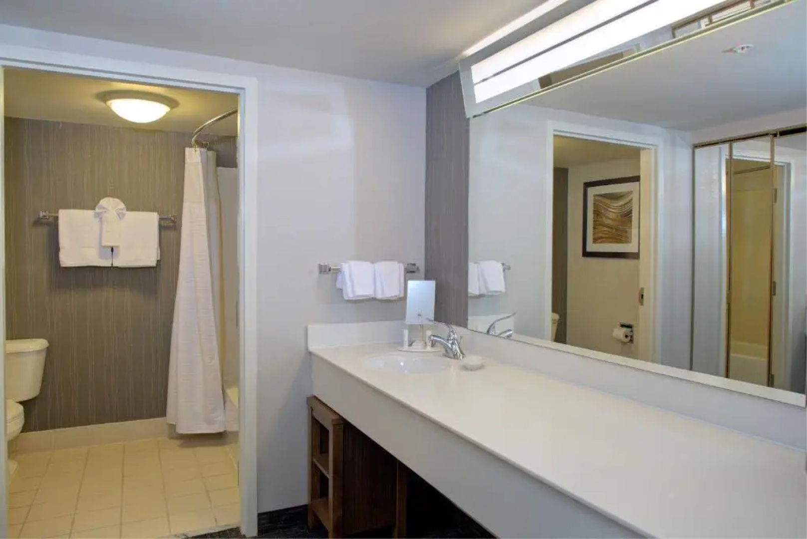 Courtyard by Marriott Richmond Chester