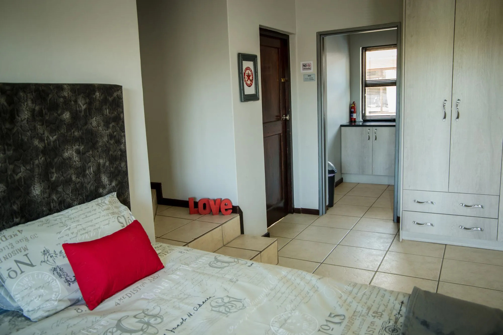 21 Klein Karoo Street