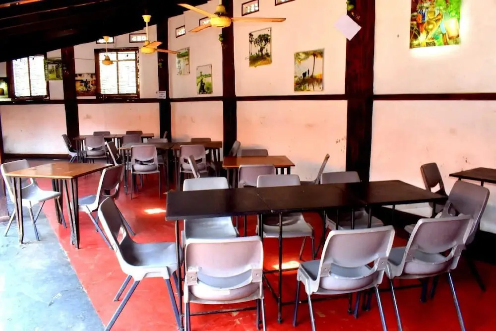 Cosy Hotel And Restaurant