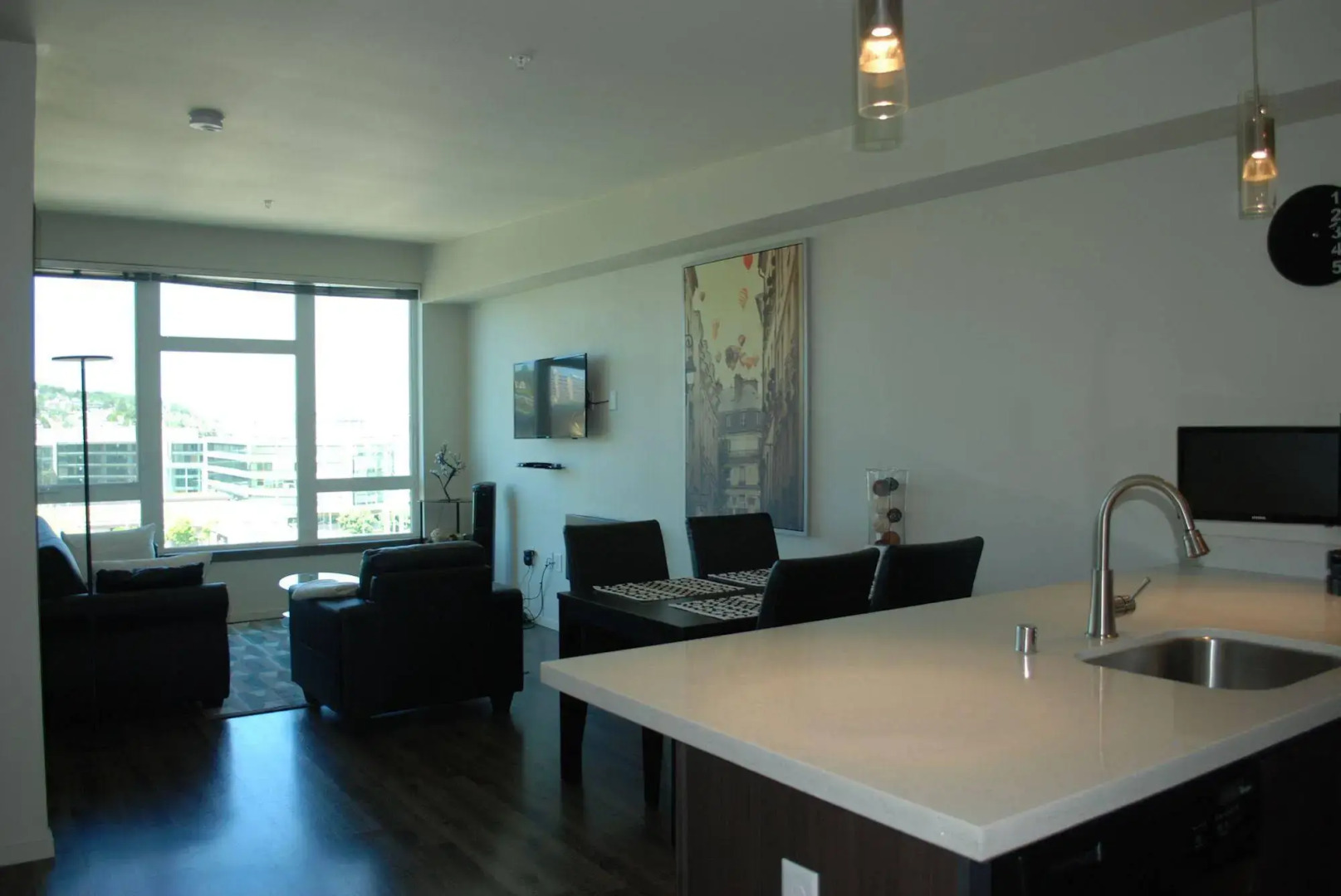 Seattle Center Luxury Suites by NSpire