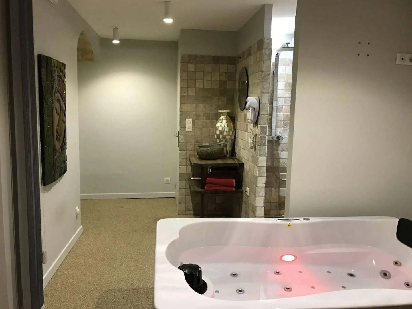 Love House with Spa
