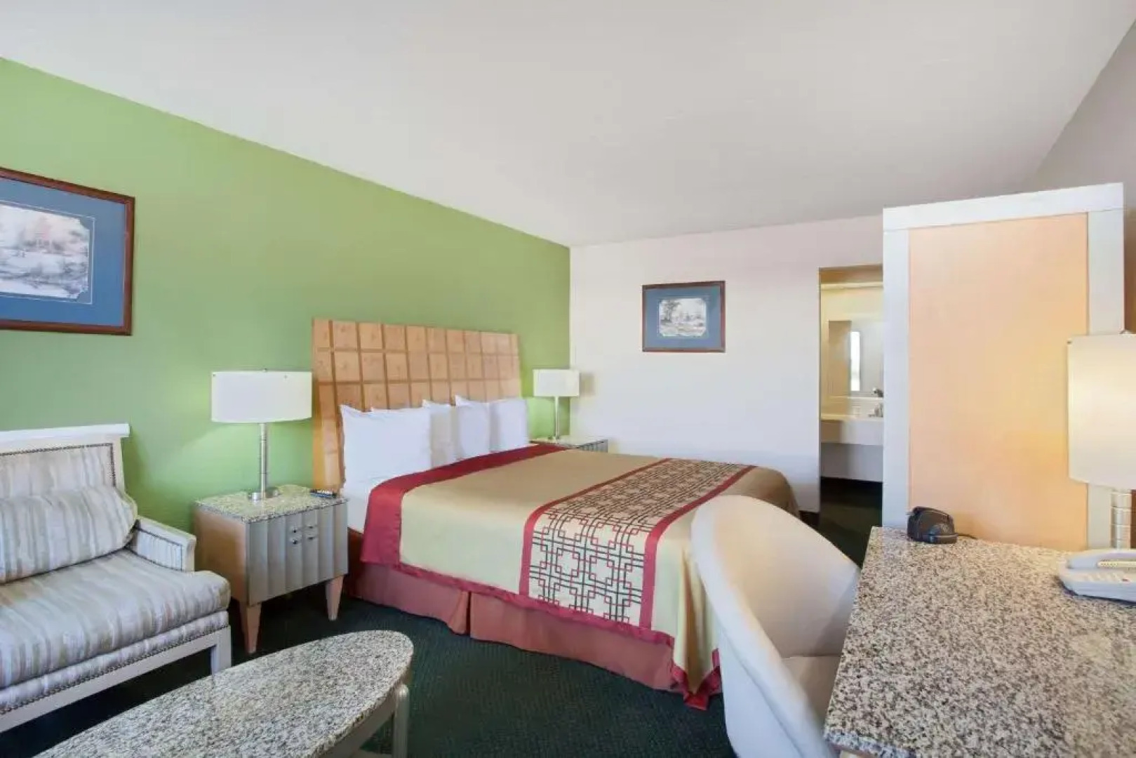 Days Inn By Wyndham Greeneville Tn