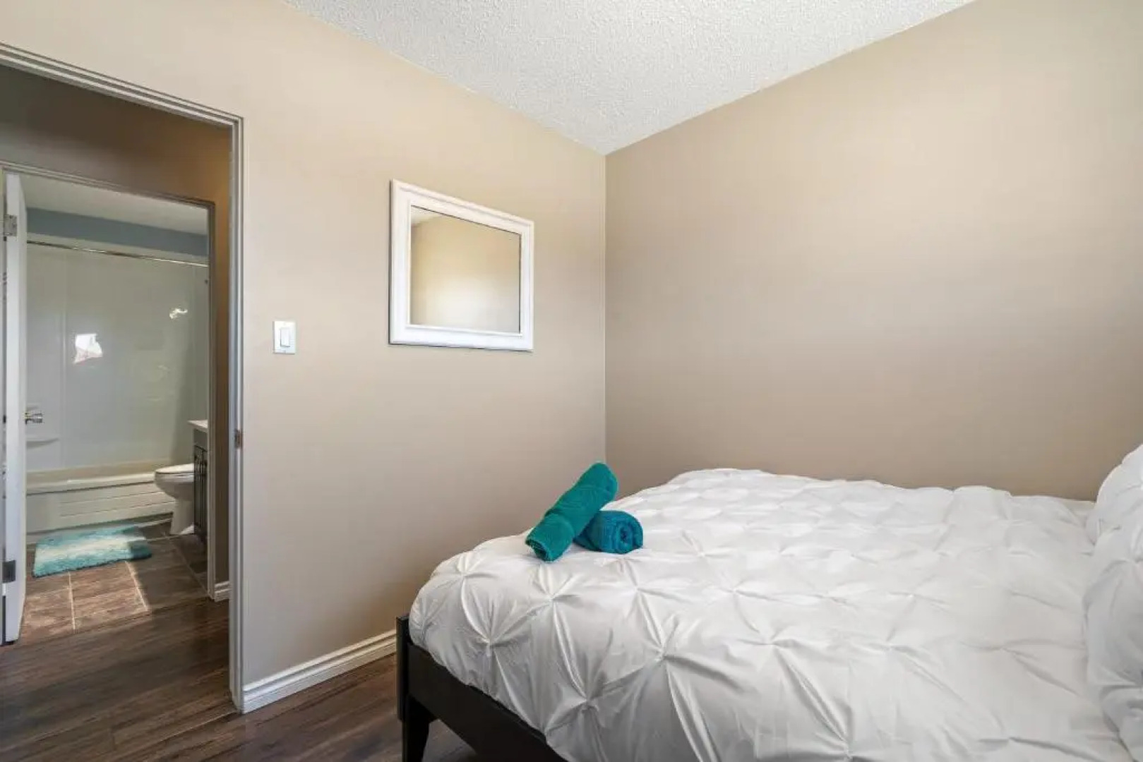 Bahama Breeze I Hot Tub I Pool I 5 Bedroom