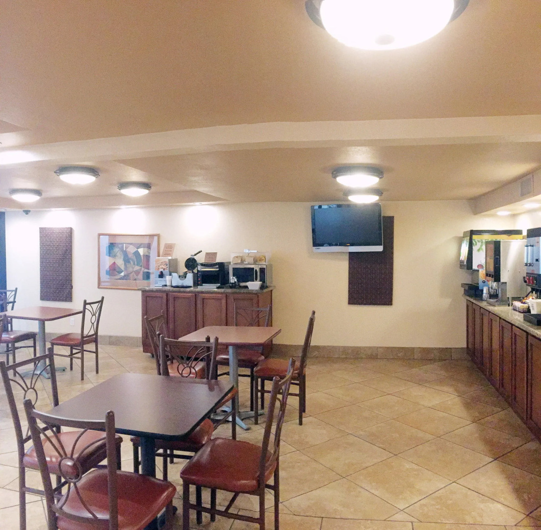 Ramada by Wyndham Mesa Downtown