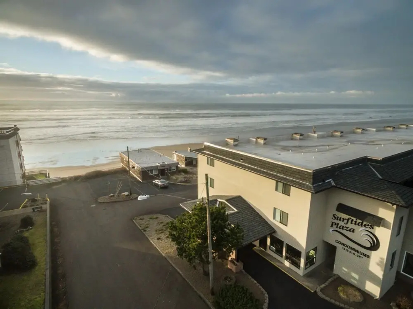 Surftides Plaza Rentals