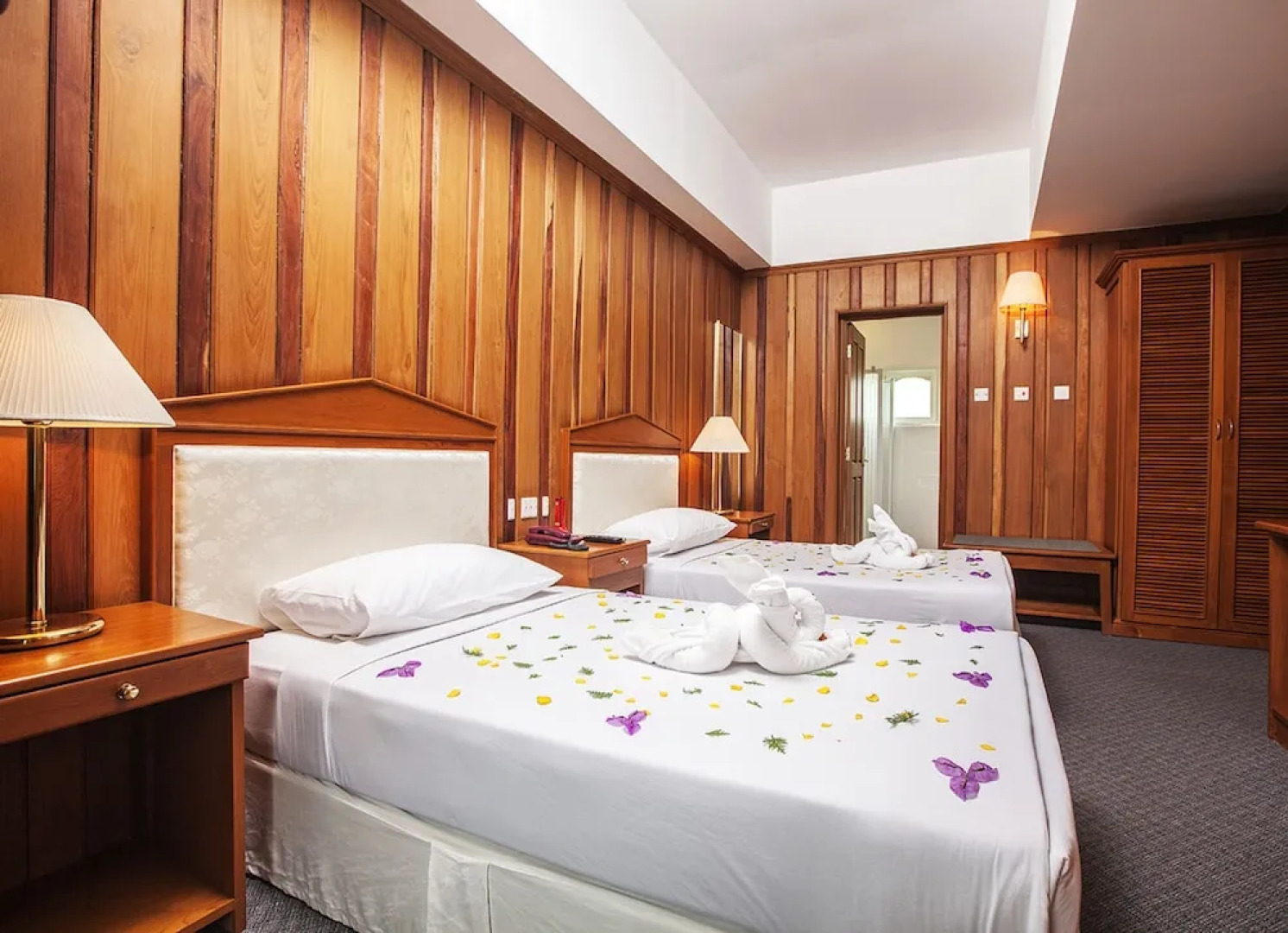 Aye Thar Yar Golf Resort