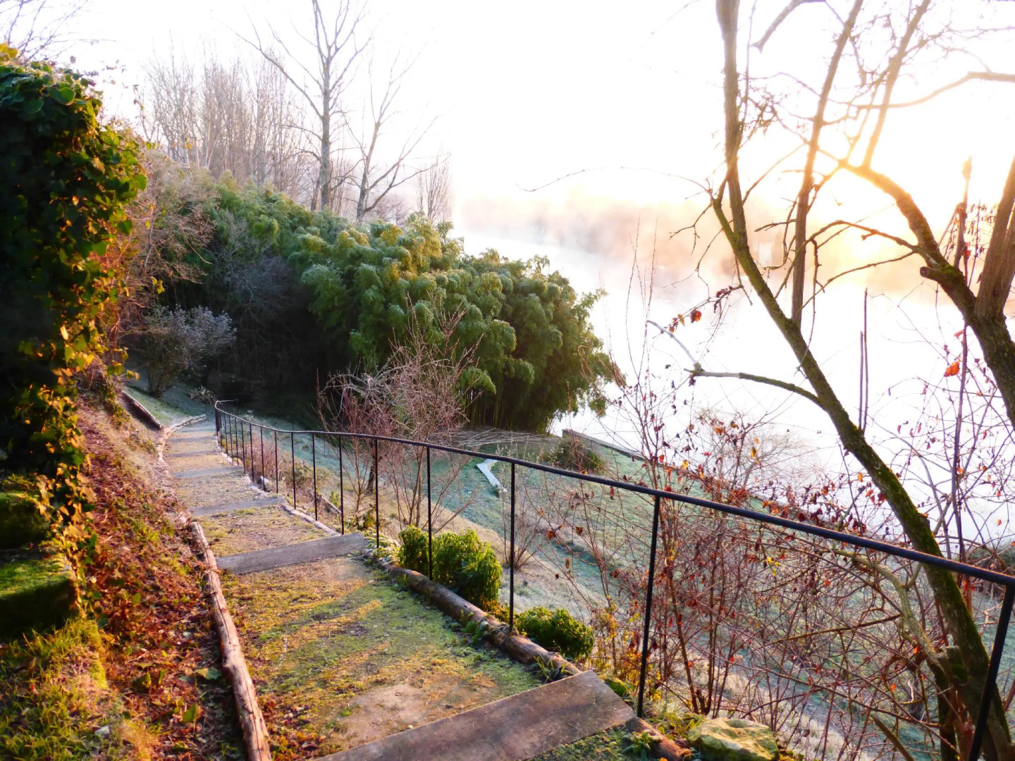 Grande maison escapade au bord de la rivière