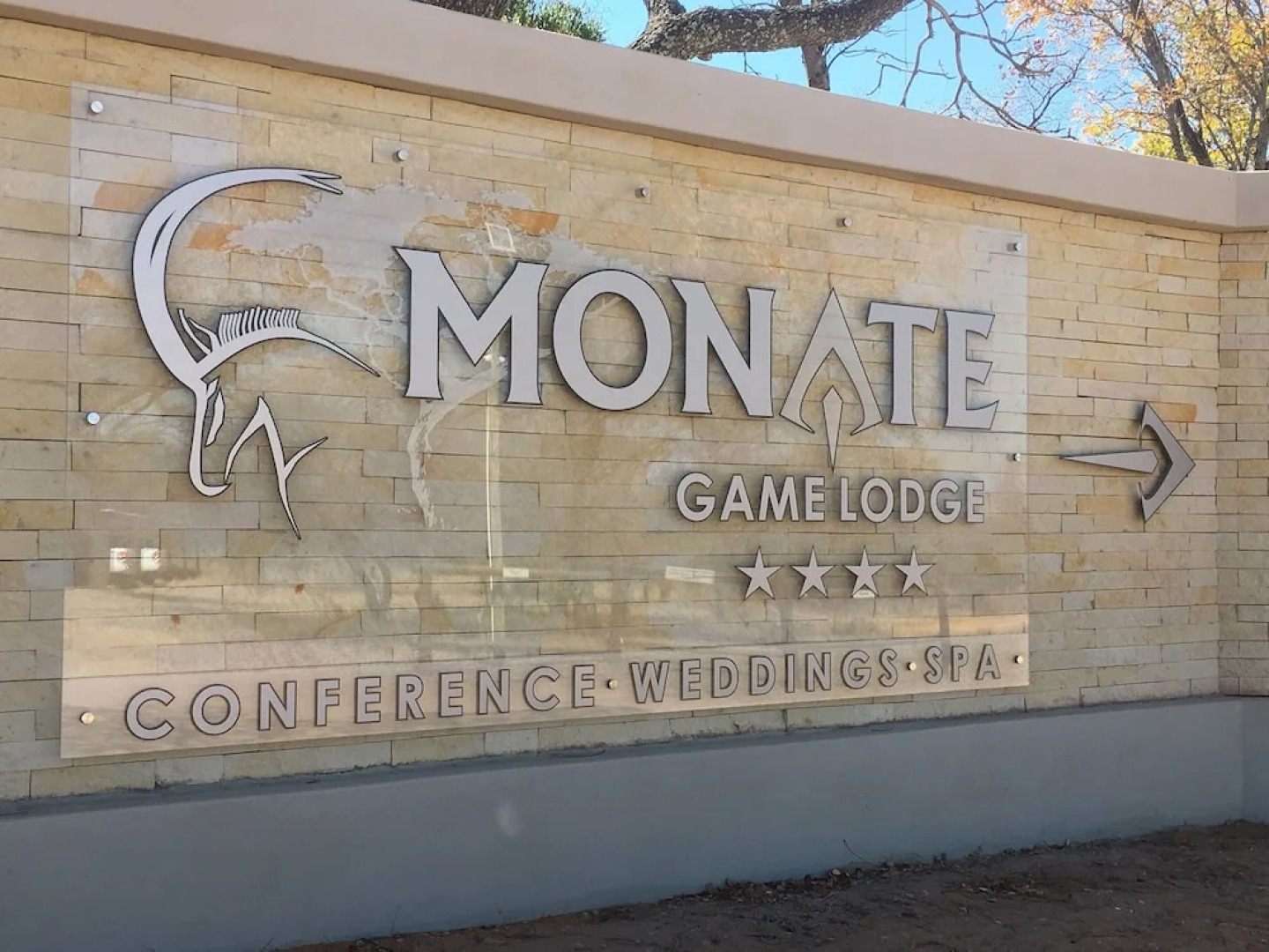 Monate Game Lodge