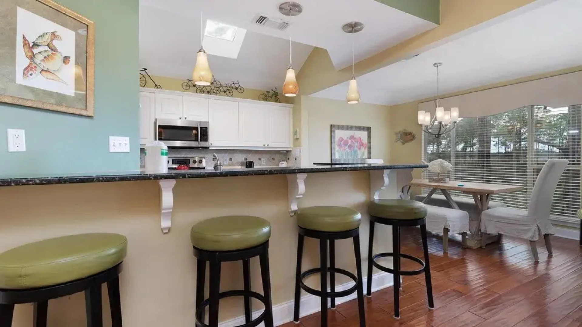 Baypine Cottages 8873