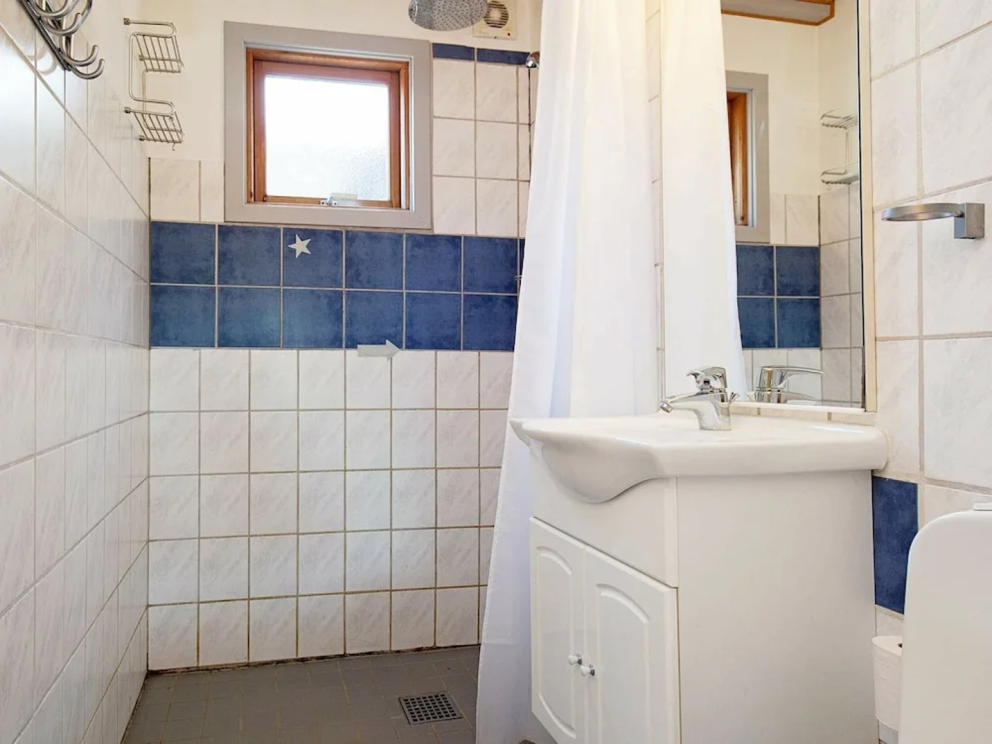 Modern Holiday Home With Roofed Terrace in Slagelse