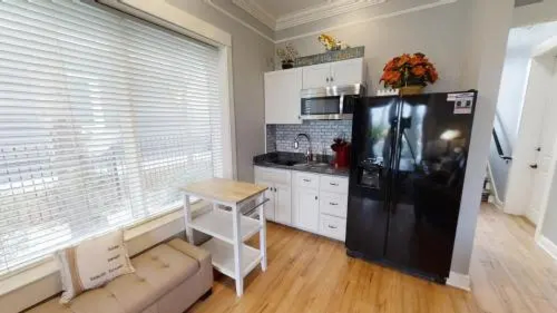 Front Beach House 19404