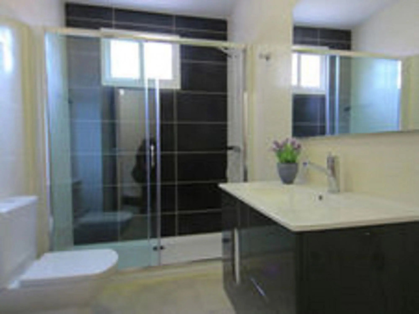 Large Sunny Apartment in Sanxenxo With Direct Access to the Beach