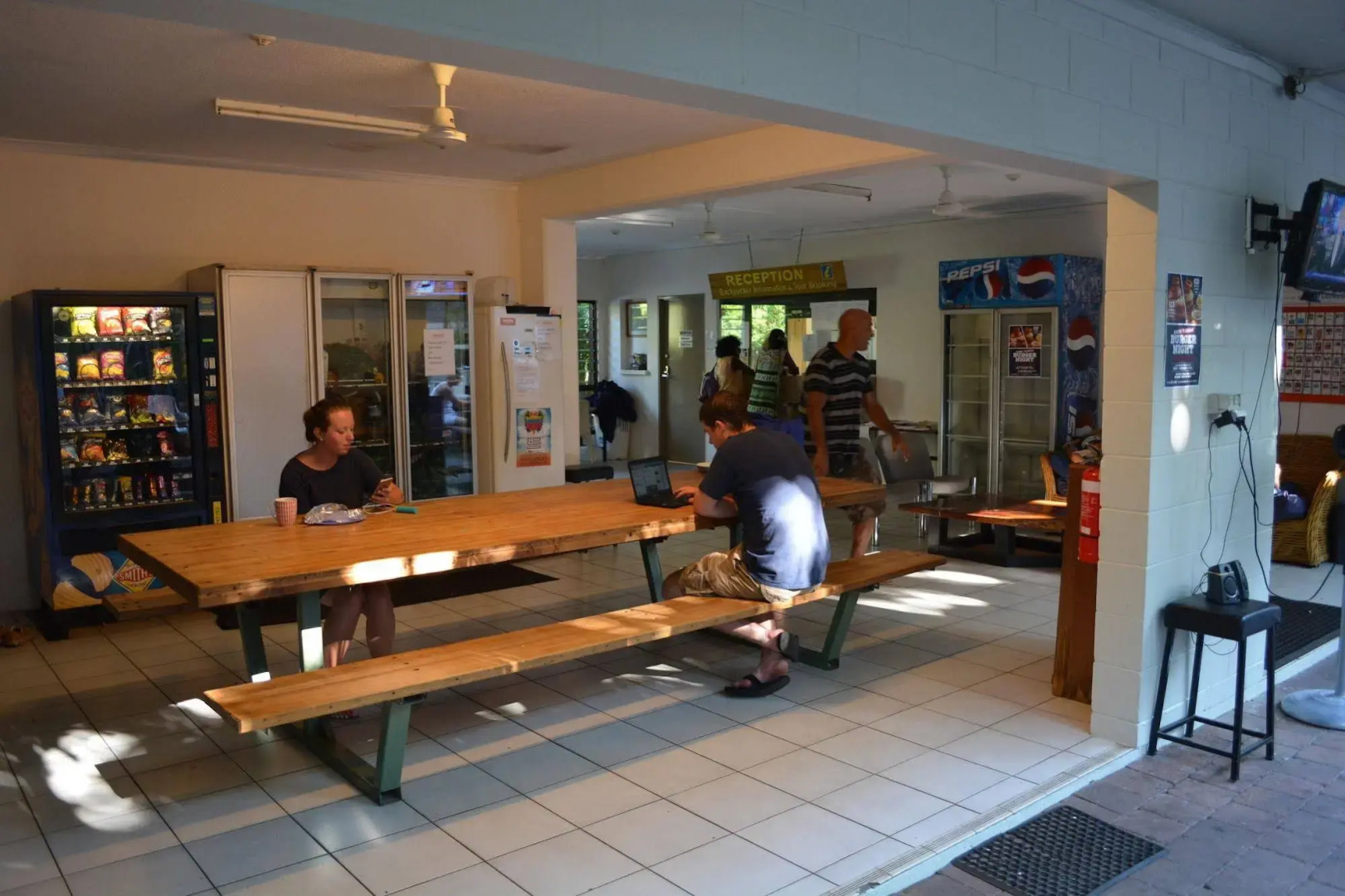 Frogshollow Backpackers