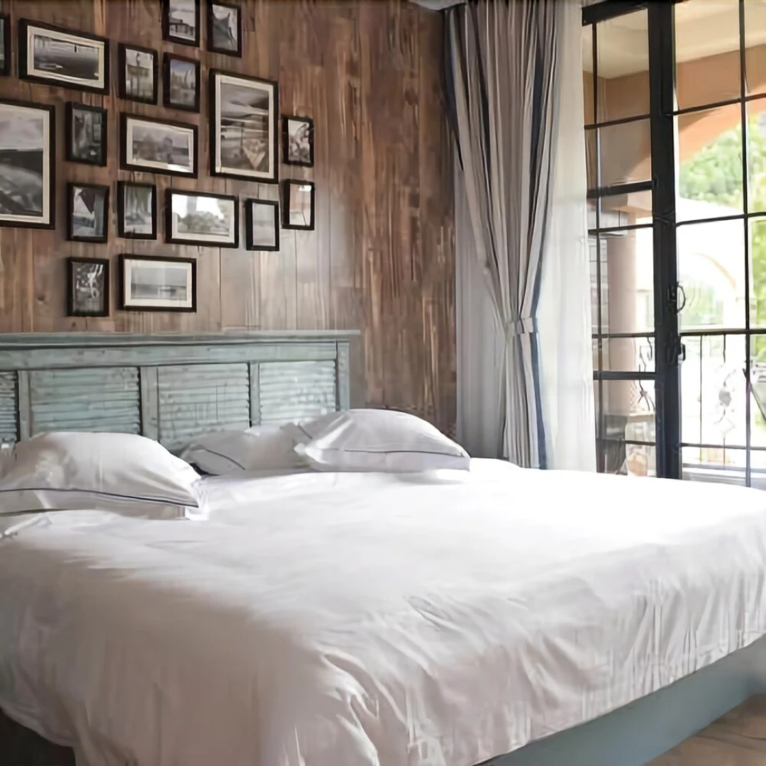 Lugu Lake Xiyue Wetland Landscape Hotel