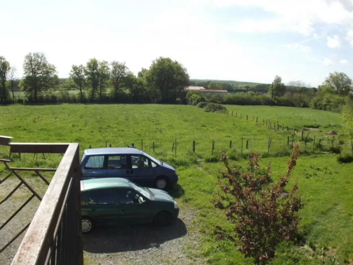 Gîte Sainte-Foy-Saint-Sulpice, 1 pièce, 2 personnes - FR-1-496-47