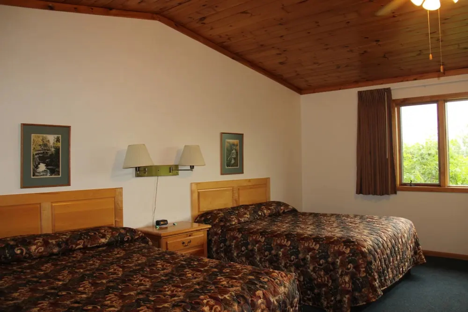 Superior Ridge Resort Motel