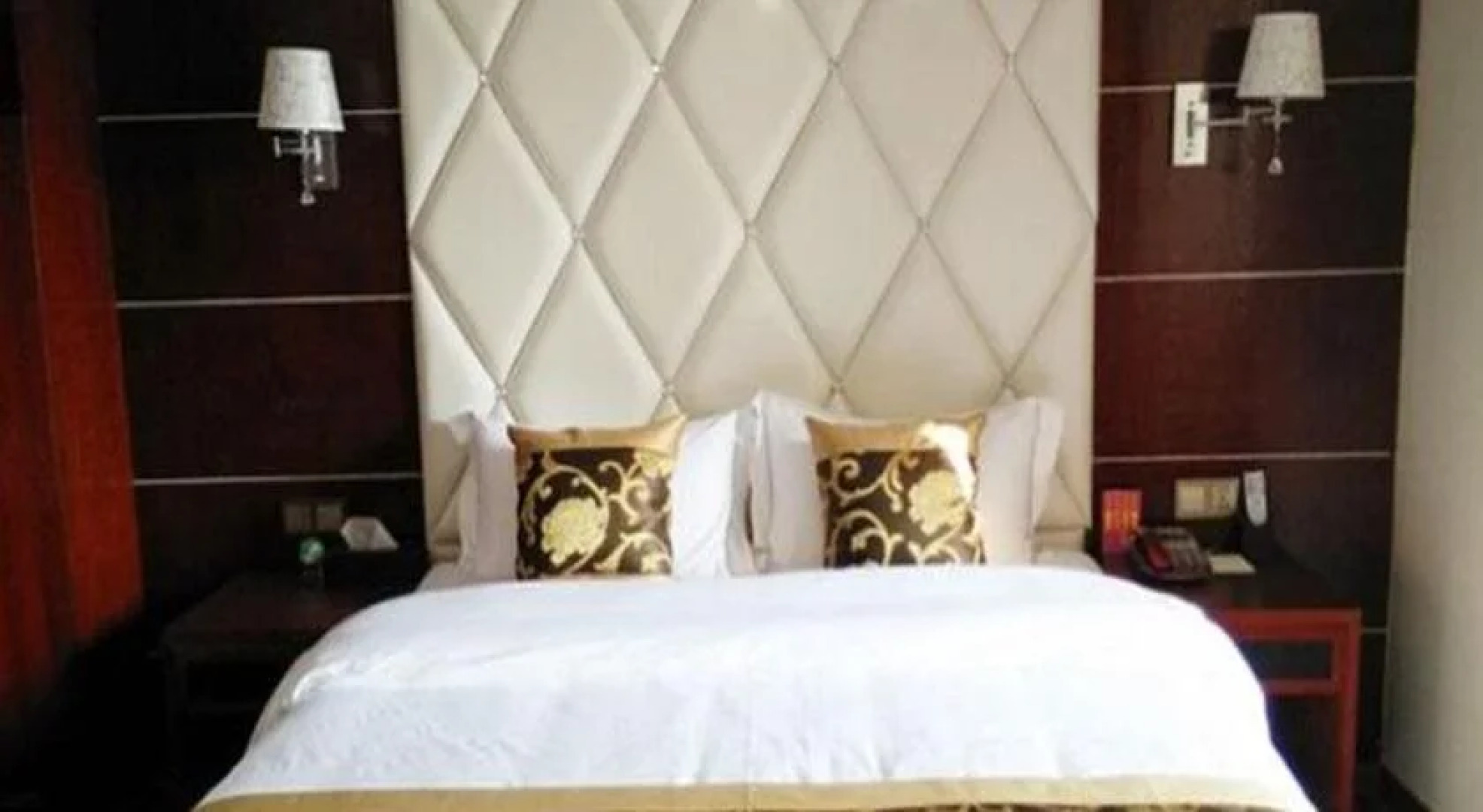 Jinyu Lidu Holiday Hotel