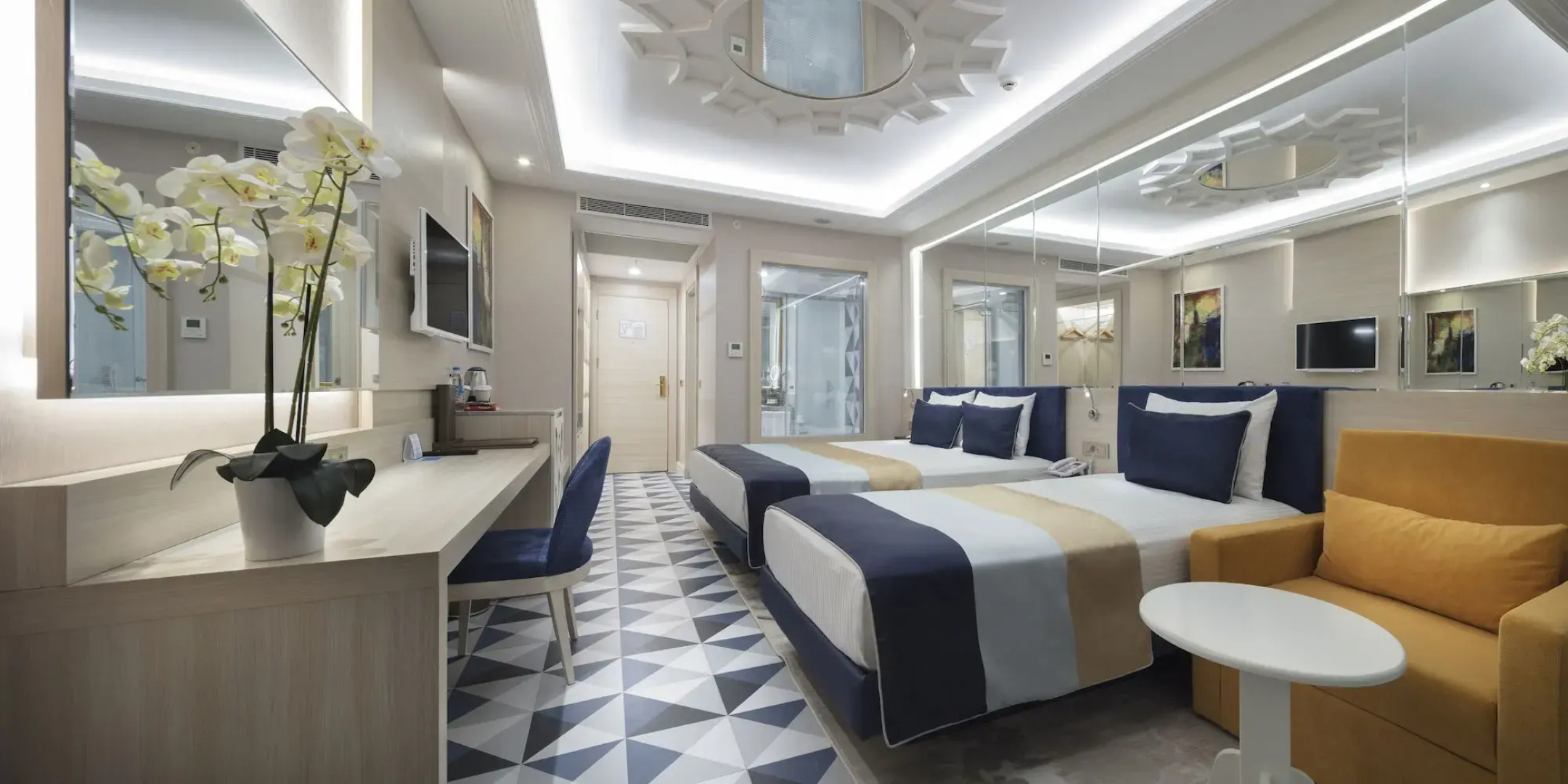 Granada Luxury Beach 