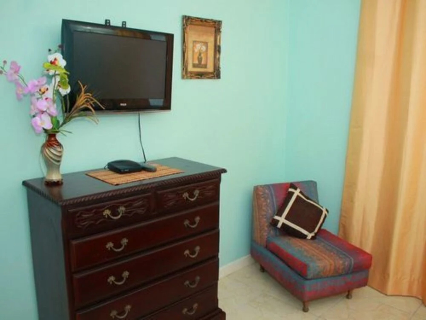 Summer Hill air bnb Home Away From Home