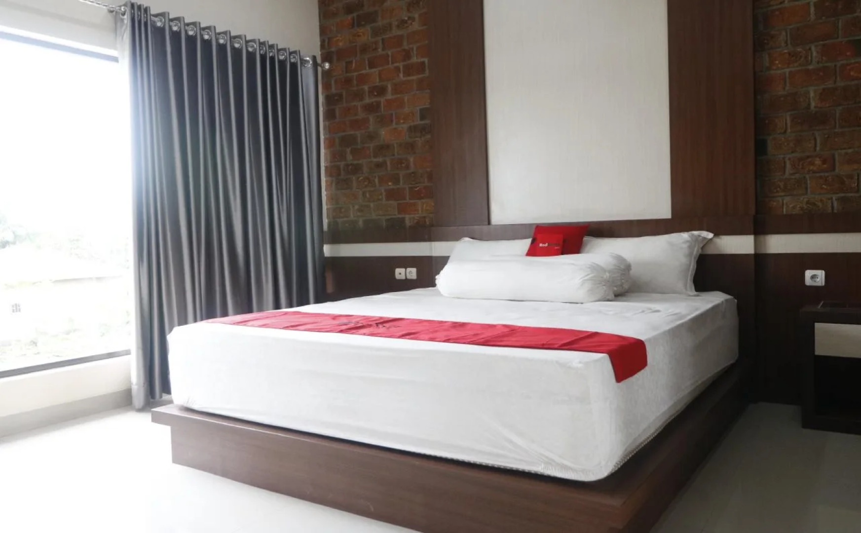 RedDoorz Plus near Kualanamu Airport