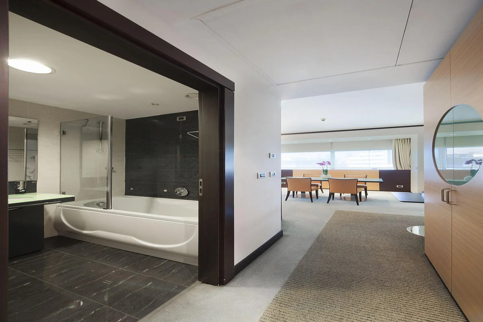 Отель NH Venezia Laguna Palace