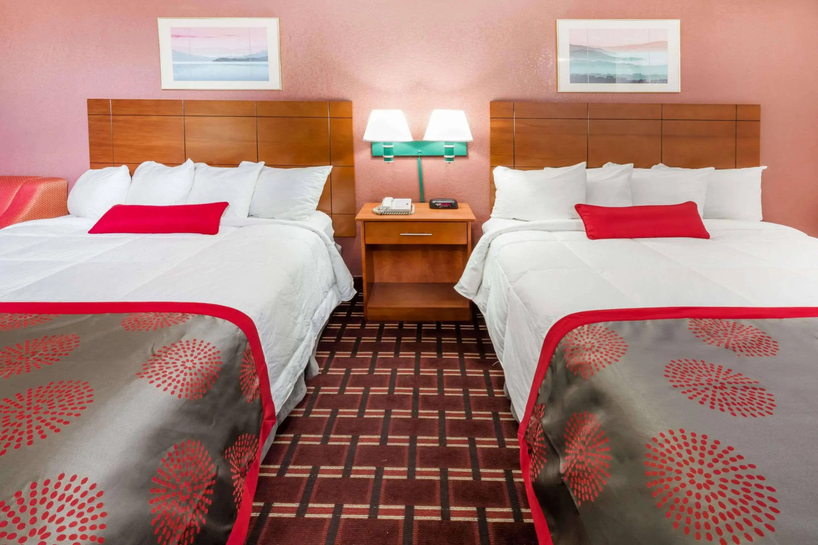 Ramada Hotel & Conference Center by Wyndham Medford