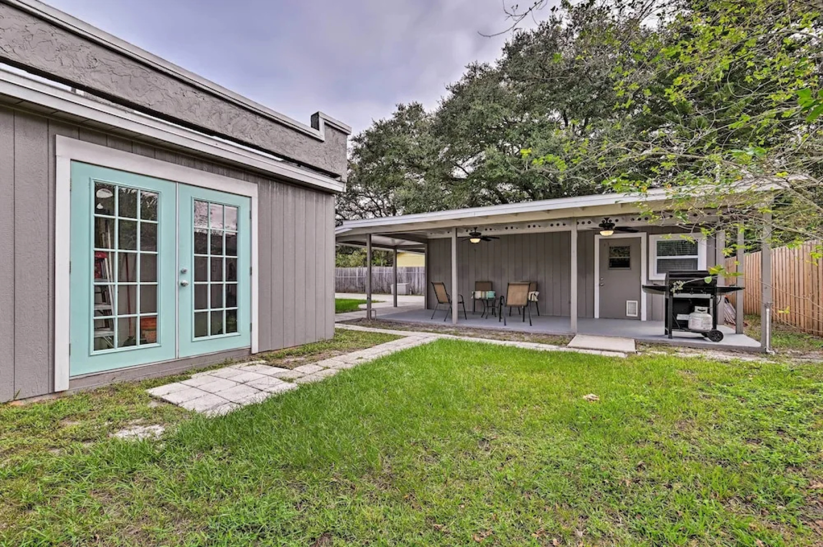 Walk to Dtwn: Winter Garden Home w/ Patio
