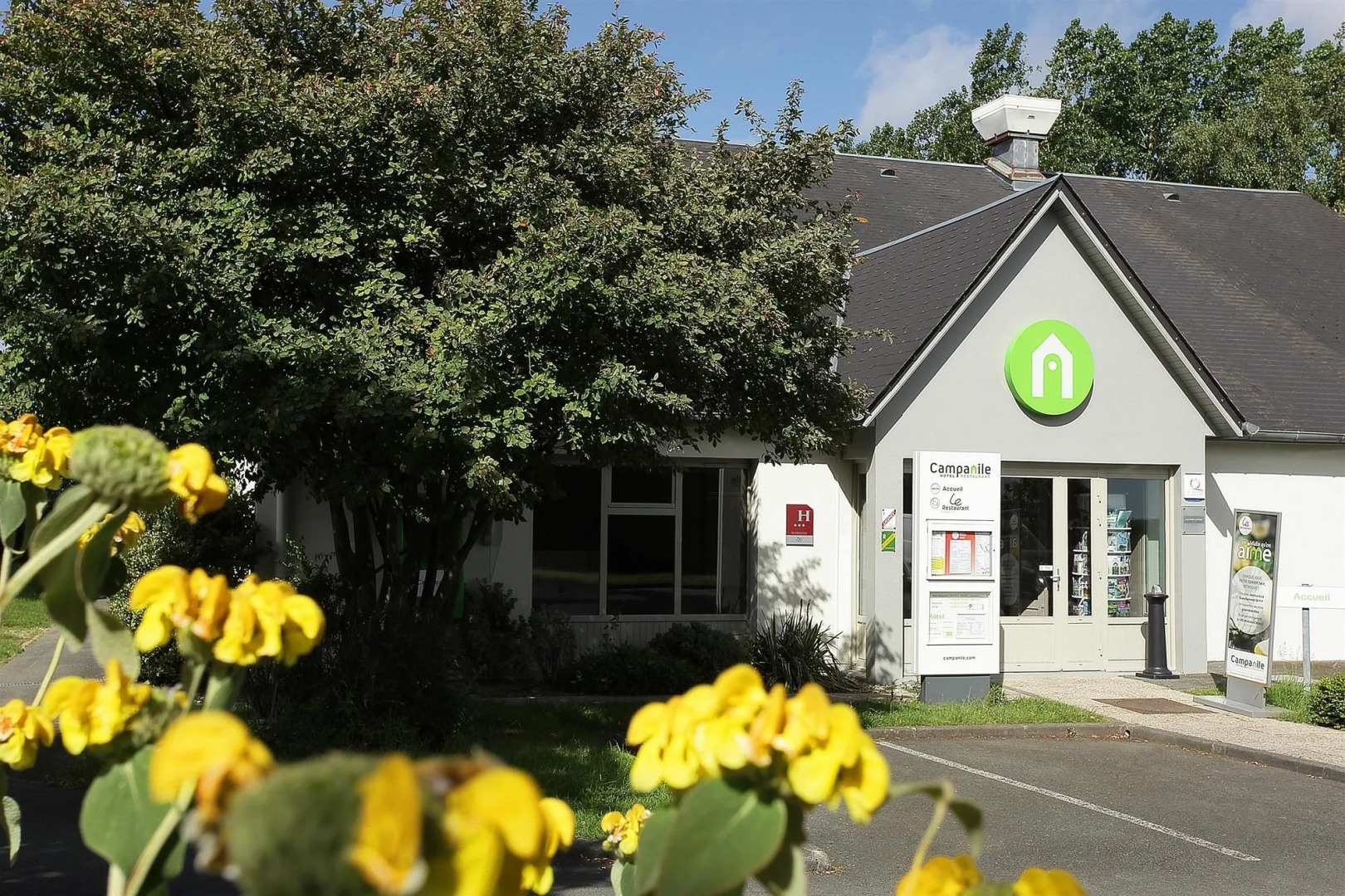 Brit Hotel Confort Dinan Taden