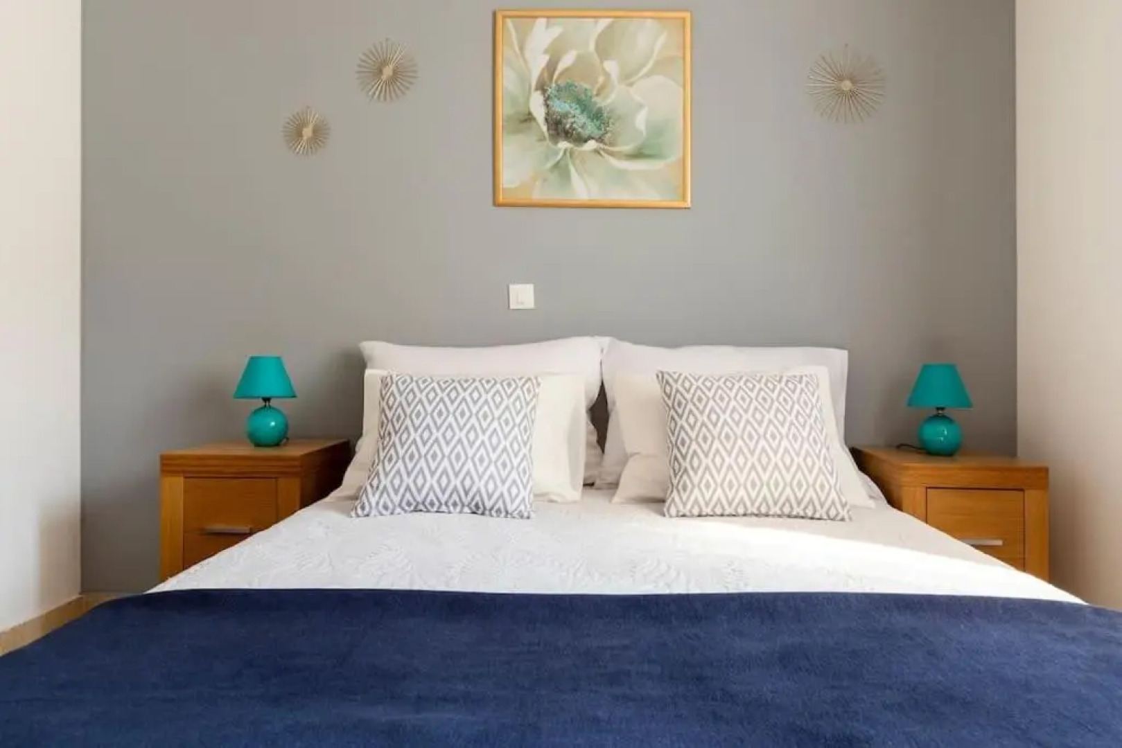 SeaEsta apartment Pool and Beach