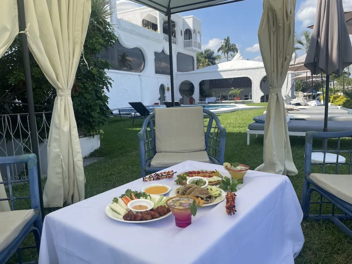 Marina Palace Teques