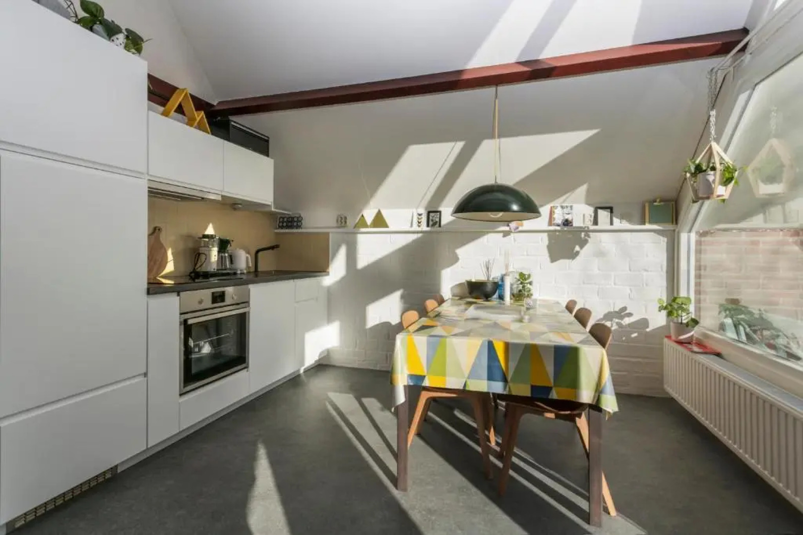 Bungalow Jonkerstee 81 - Ouddorp near the beach with big garden - not for companies