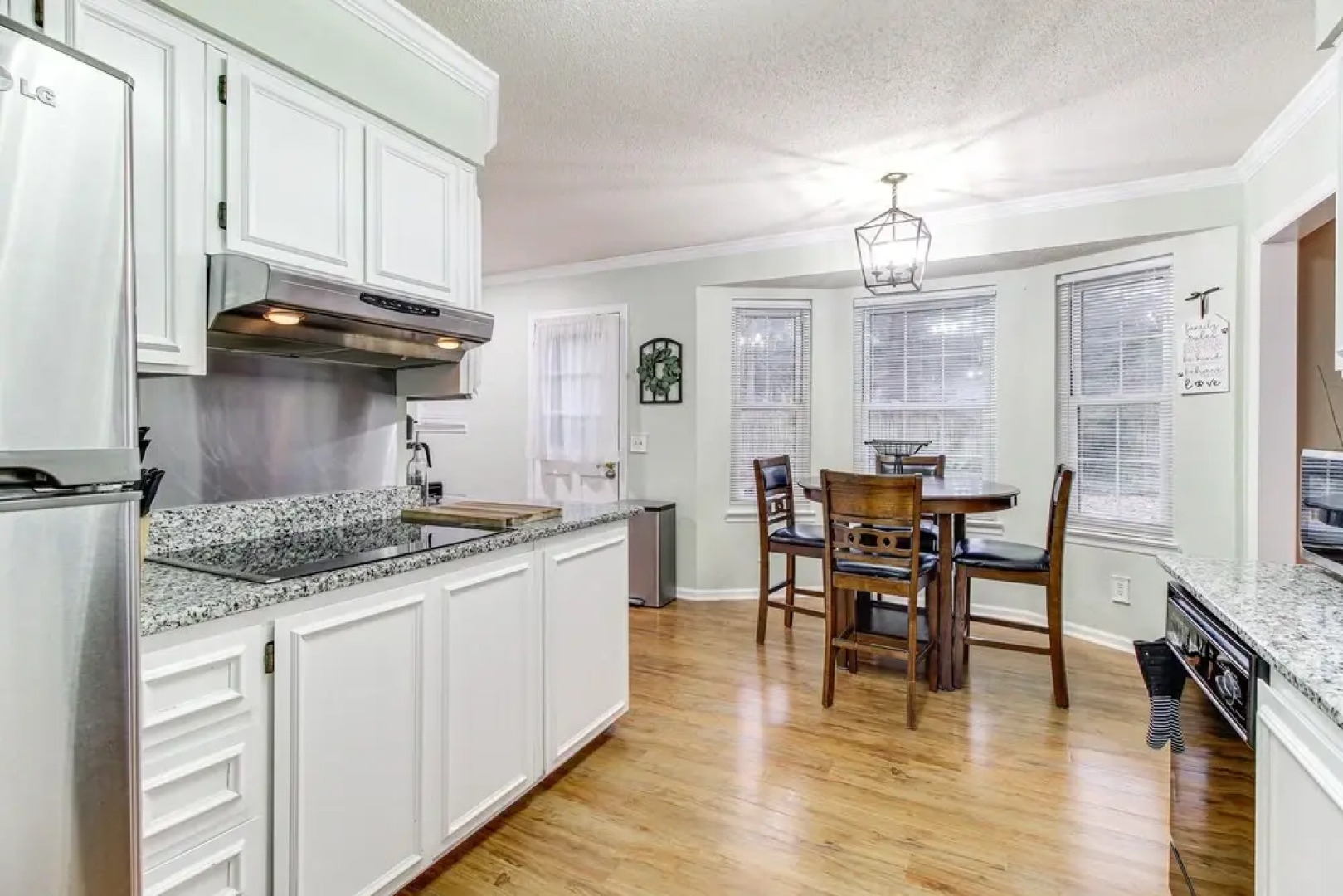 Single-Story Savannah Home W/ Private Backyard!