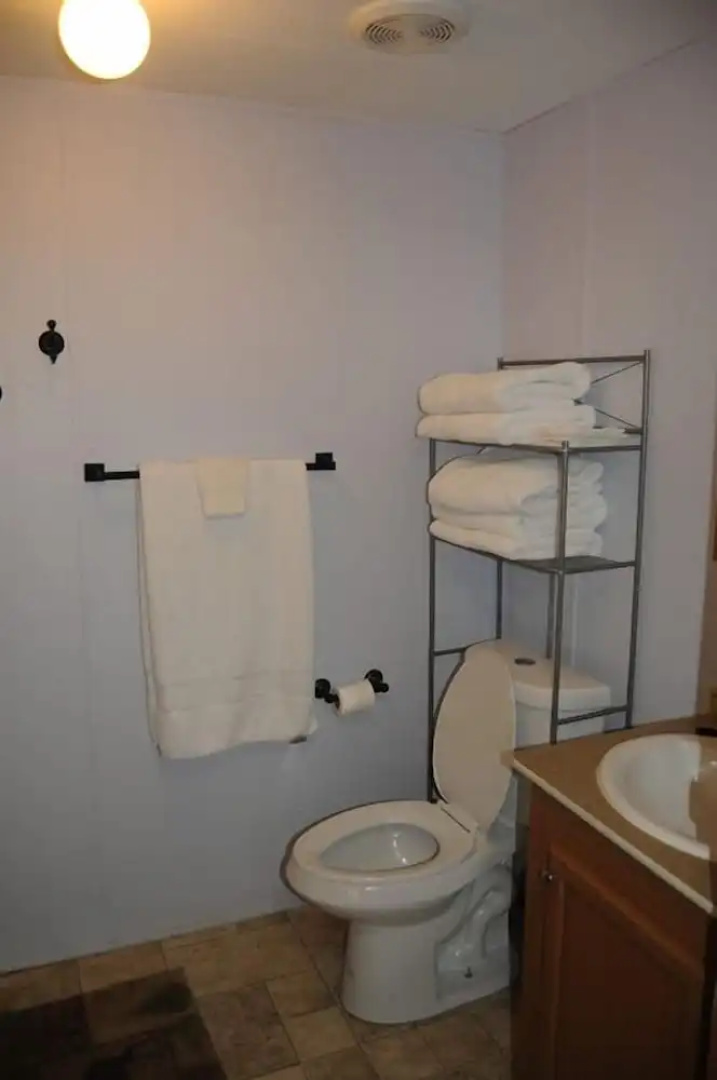 Yellowstone Motel - Adults Only