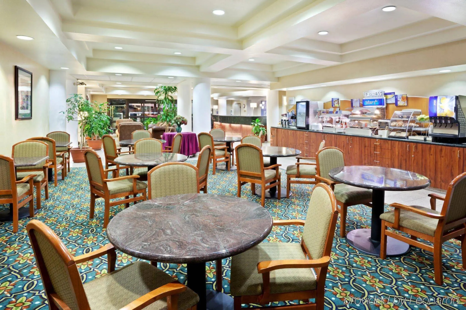 Holiday Inn Express & Suites Tacoma by IHG