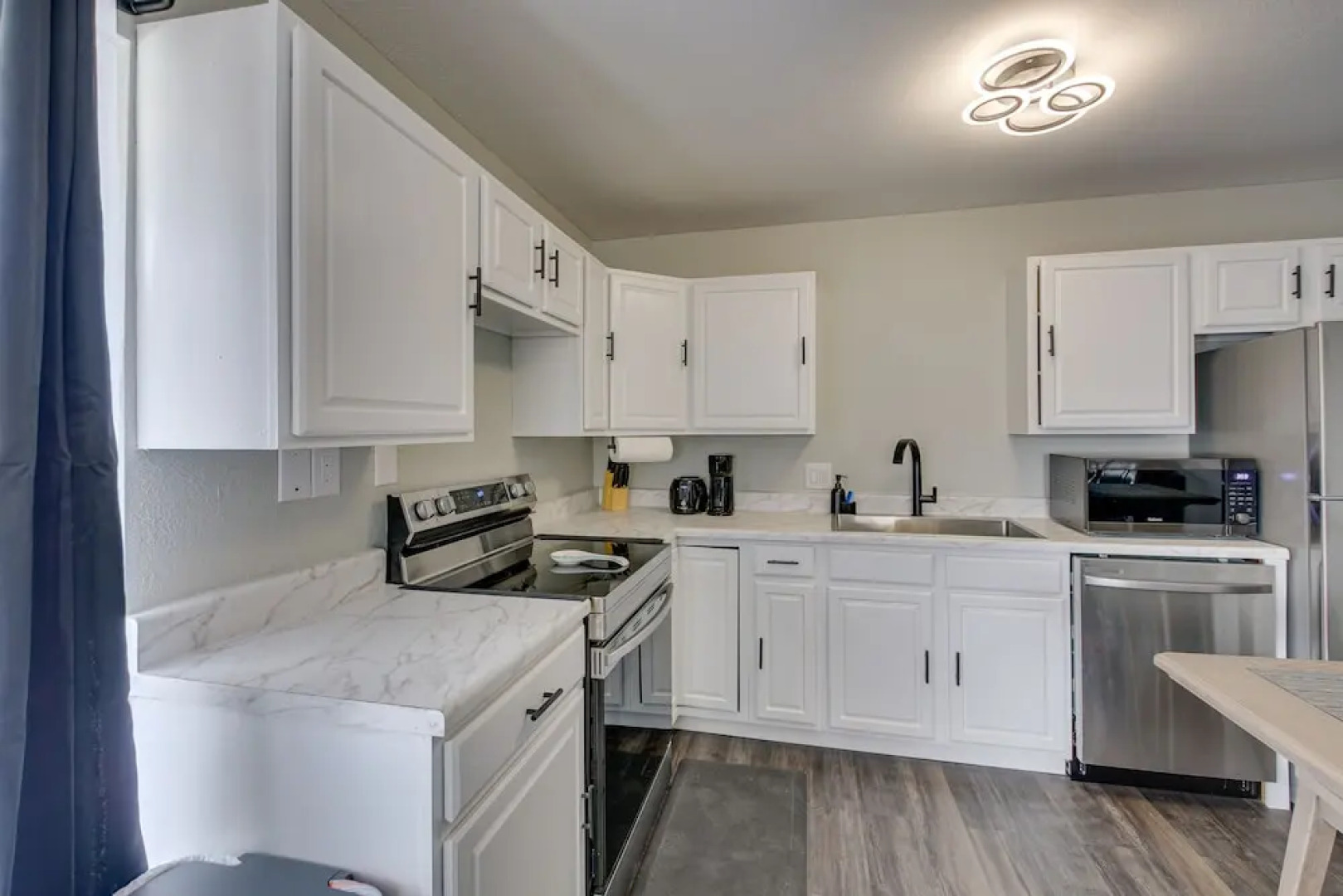 Lakefront Hot Springs Condo w/ Balcony & View!