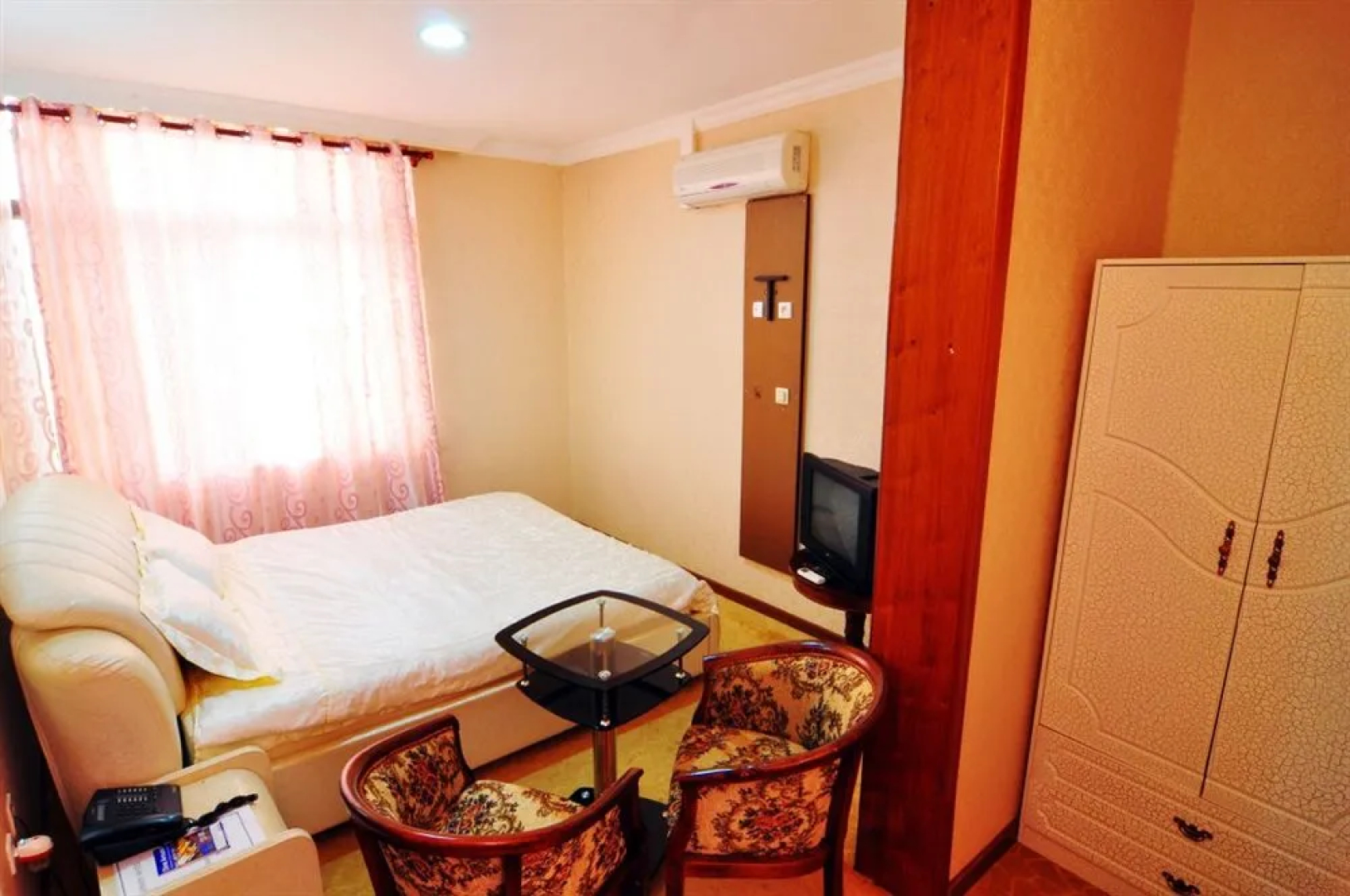 Infinity Hotel