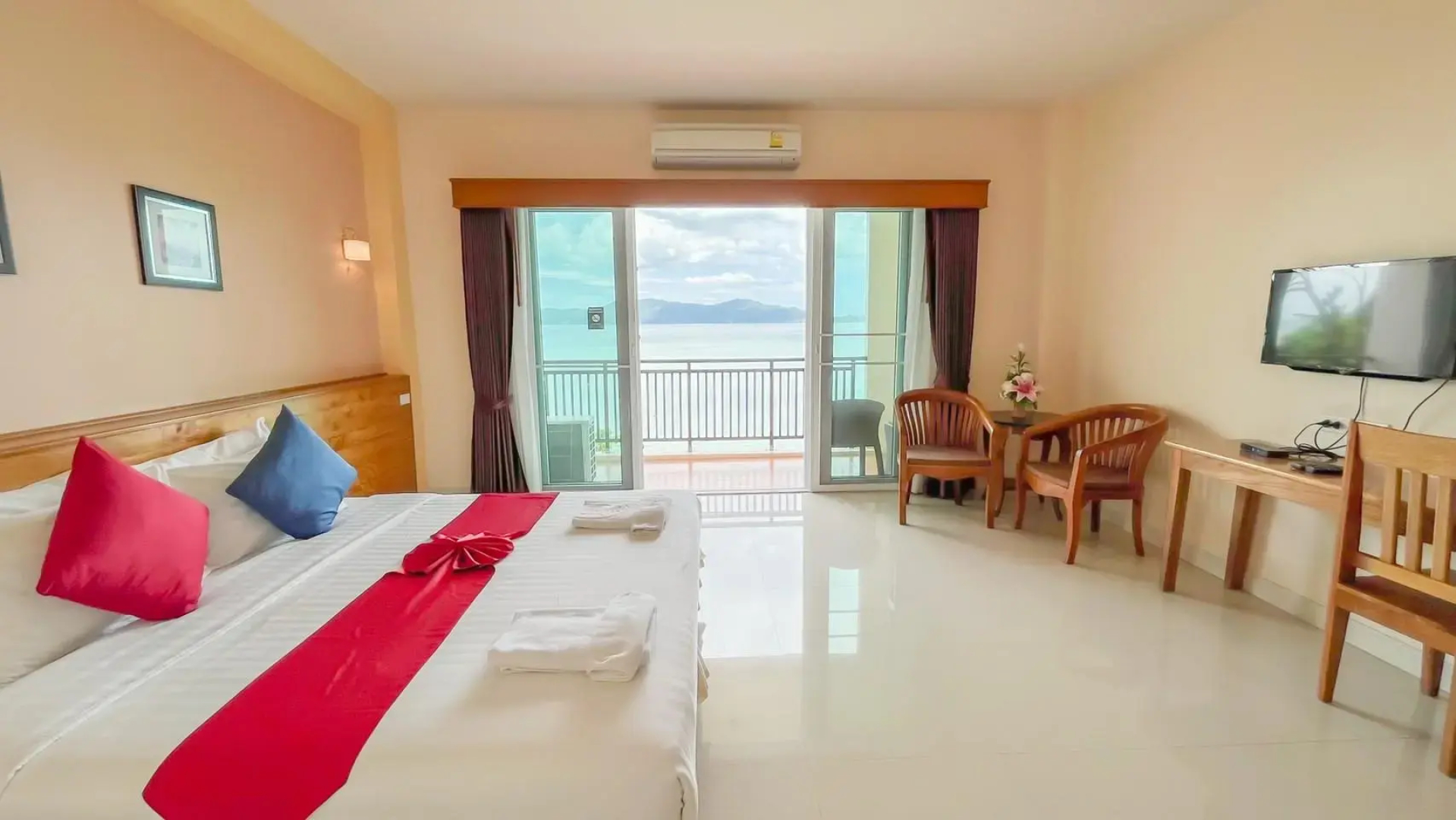 Royal Hill Satun Hotel