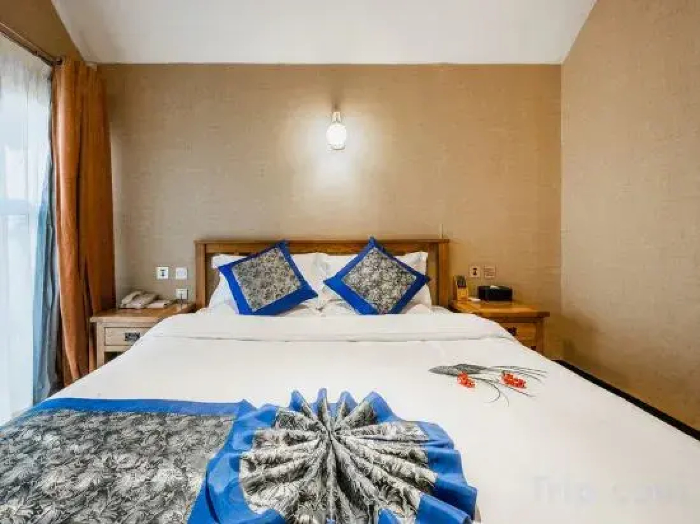 The Taibai Mountain Phoenix Spr Hotel