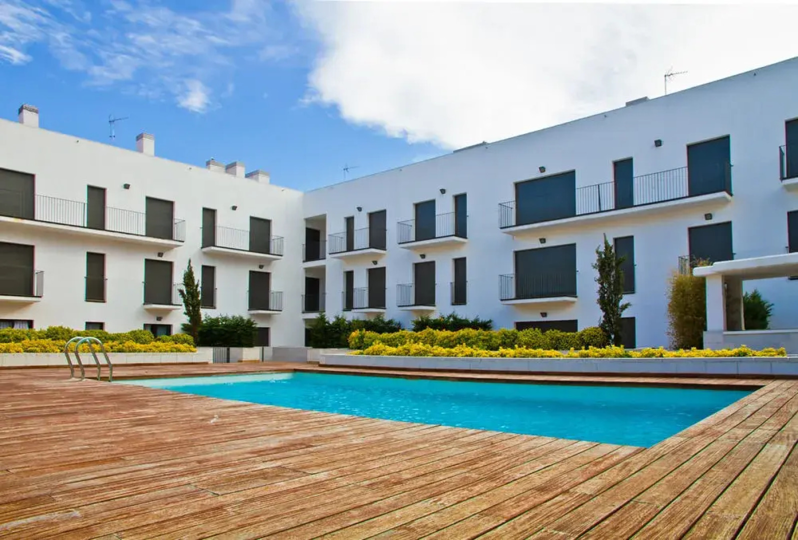 Apartamentos Estartit Costa