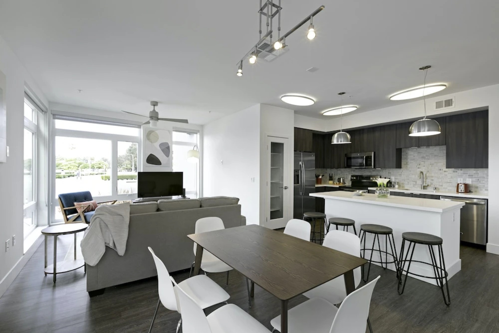 Kasa Orange County Apartments