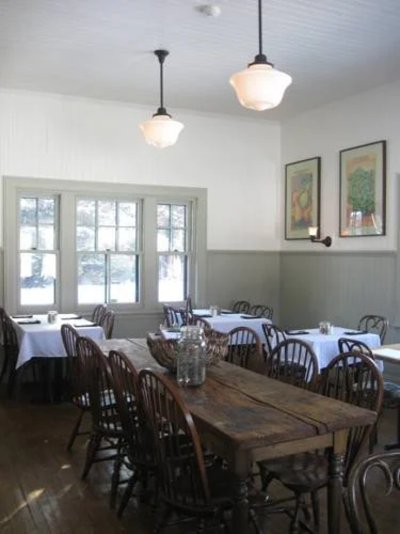 La Gare Auberge Restaurant Bar